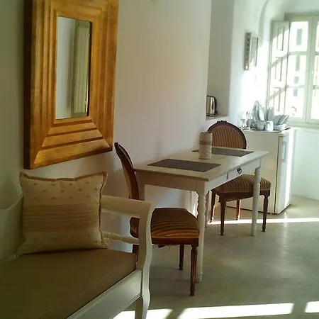Filotimo Cave Apartmanhotel 3*