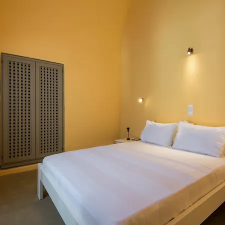 Filotimo Cave Apartmanhotel